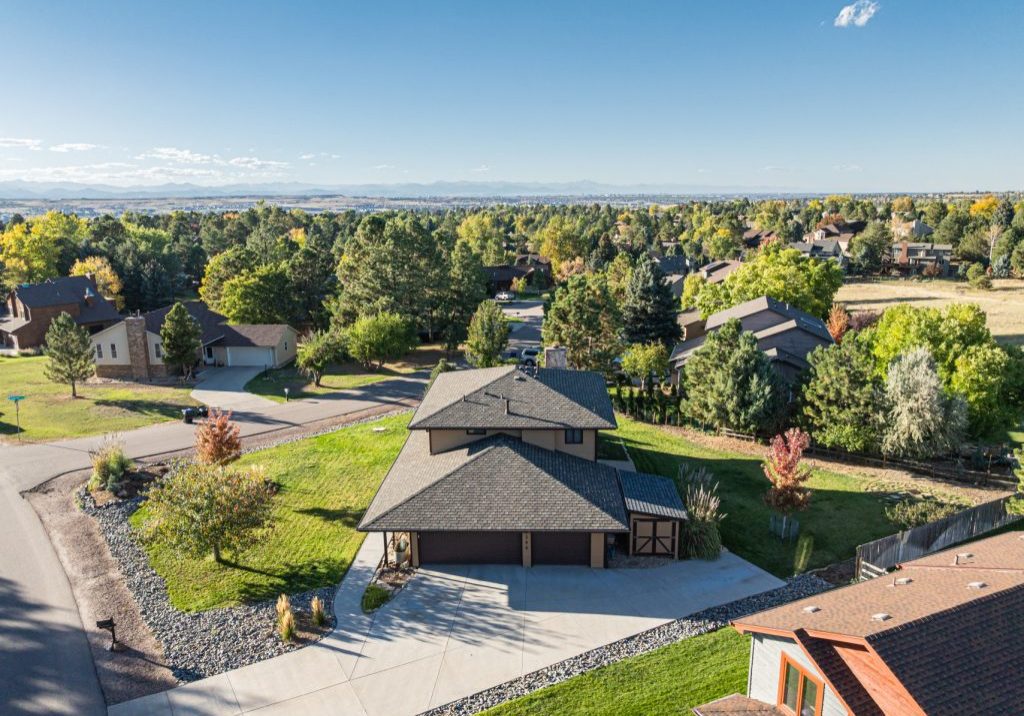 19 - Lakeview 8299 Drone